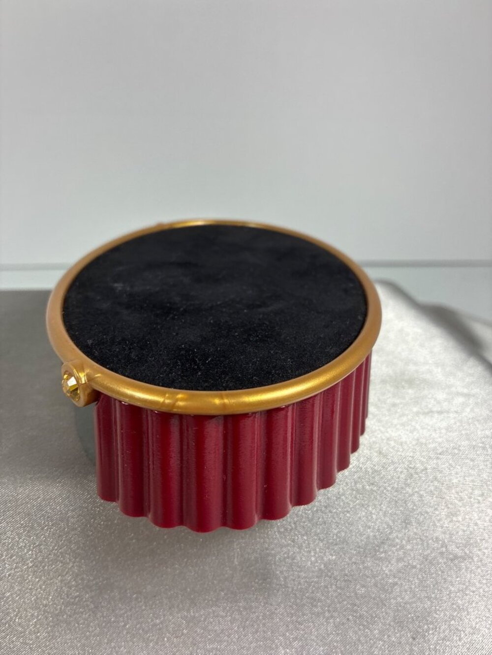 Mini Theater Display Stand Red Curtain Collectible Figure Pedestal Display Base - Picture 5 of 10